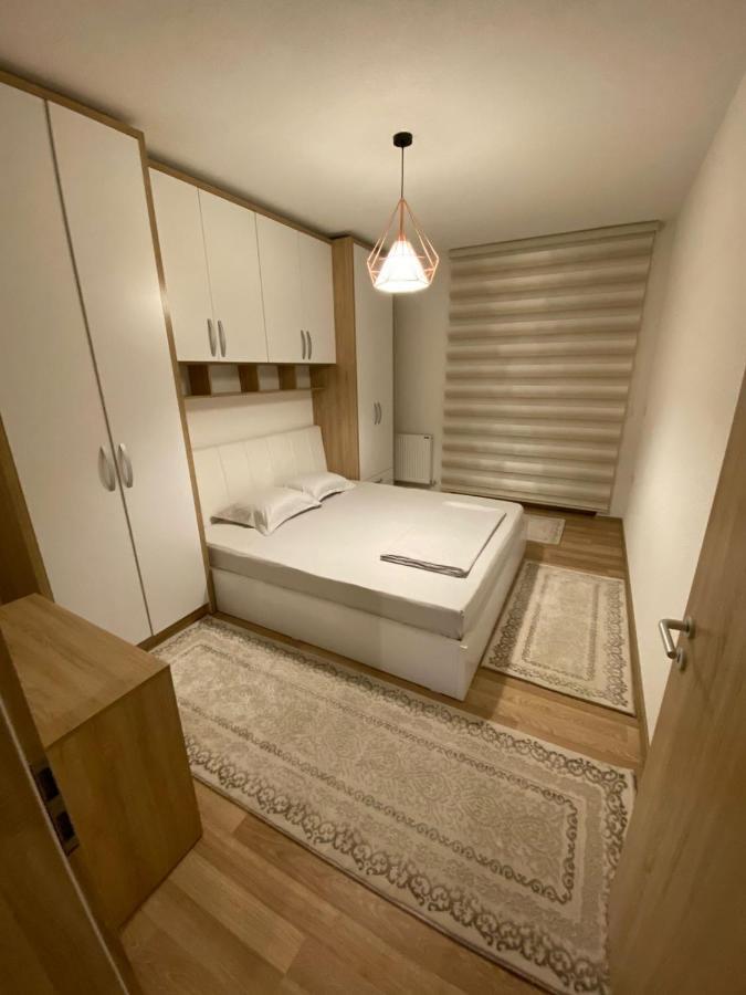 Violin 2 Bedroom Apartment Downtown Призрен Экстерьер фото
