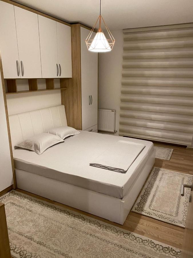 Violin 2 Bedroom Apartment Downtown Призрен Экстерьер фото