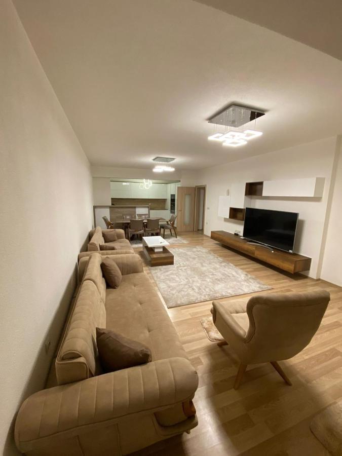 Violin 2 Bedroom Apartment Downtown Призрен Экстерьер фото